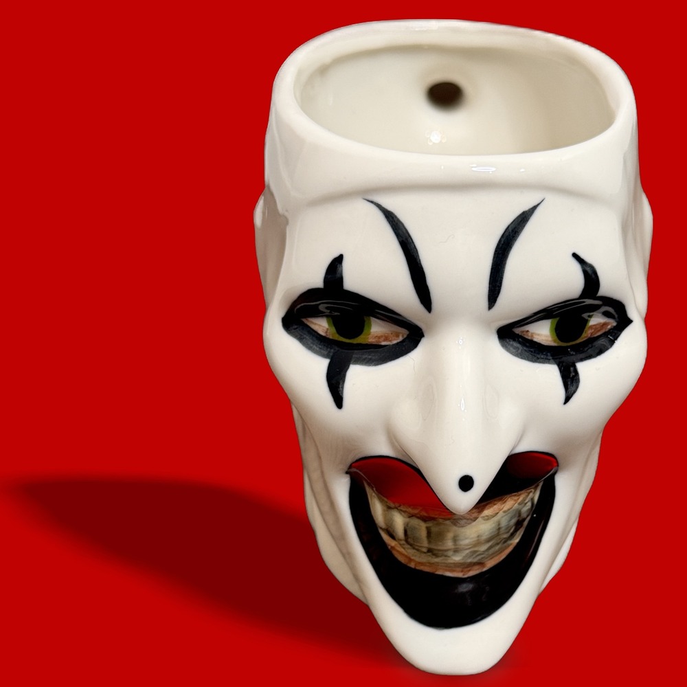 Terrifer Art The Clown Face Mold 20oz Damien Leone Surreal 2025‎ Collectible Mug
